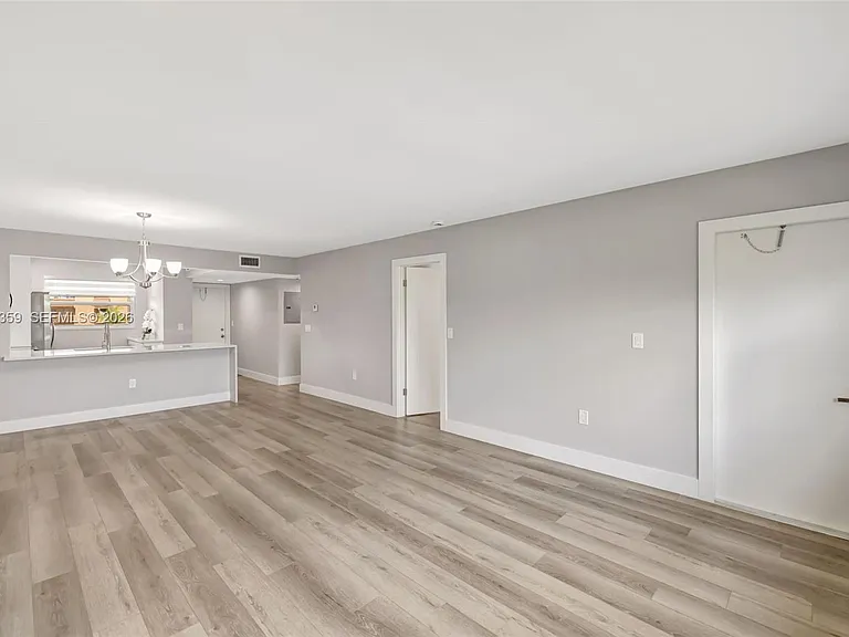 6800 Royal Palm Blvd #302F — Photo 13