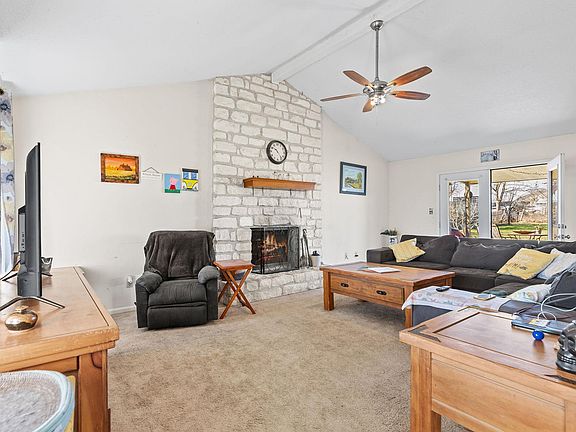 4th image of 61 Family Cir