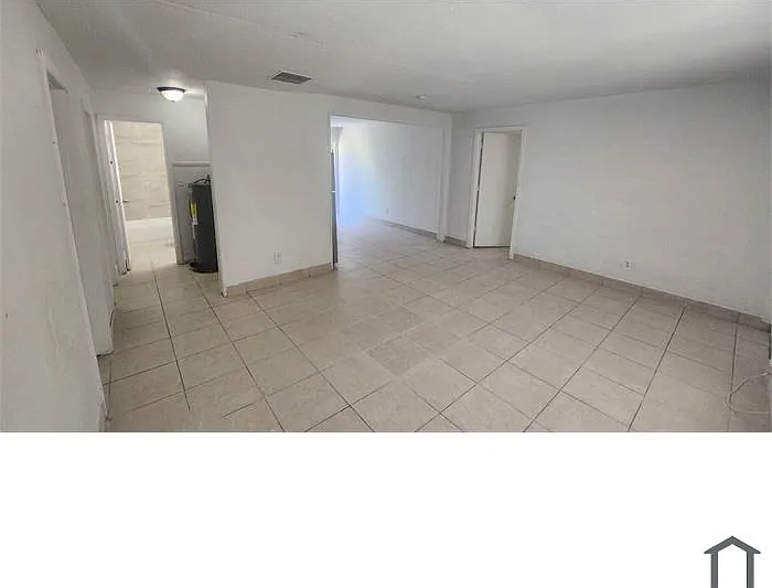 3 bed, 1040 sqft, $2,200 — Photo 4