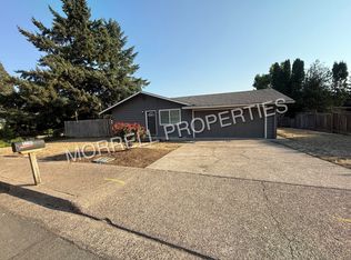 1710 W 34th Pl, Eugene, OR 97405