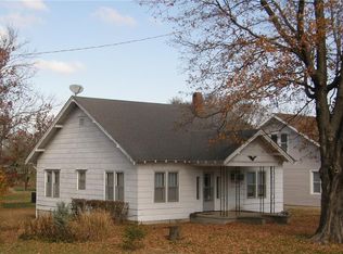 709 E Broad St, Colony, KS 66015