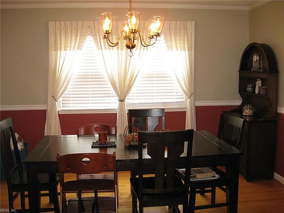 3rd image of 3701 Prince Andrew Ln