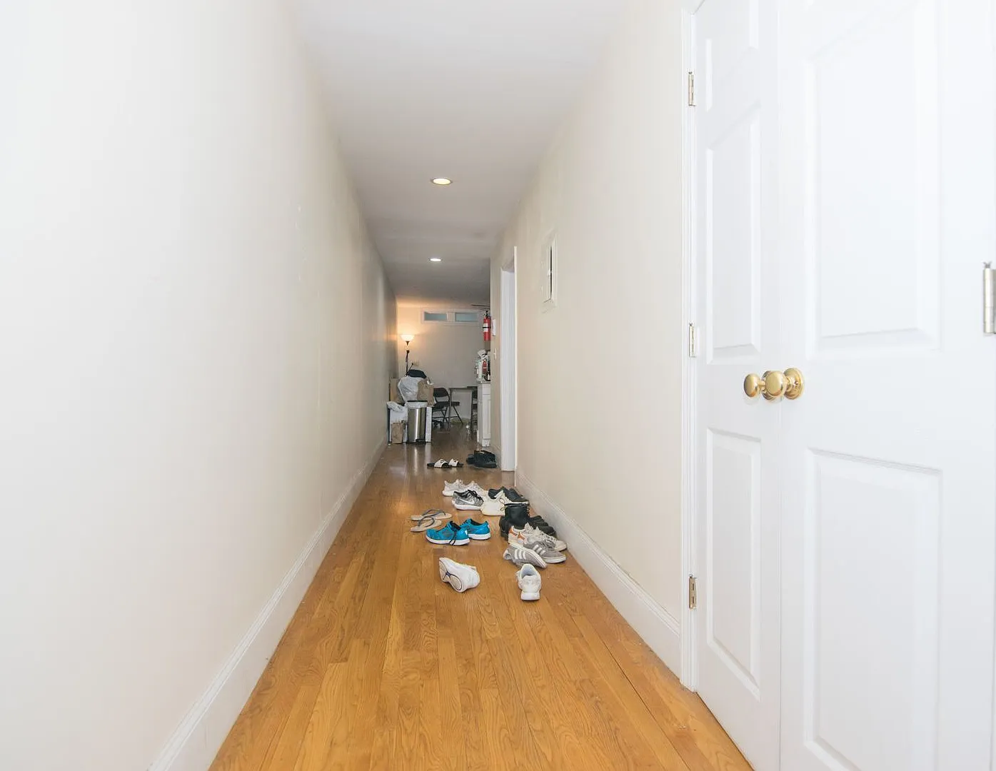 Brookline 3 Bed w/ Heat & Hot Water Included Cats OK — Photo 3