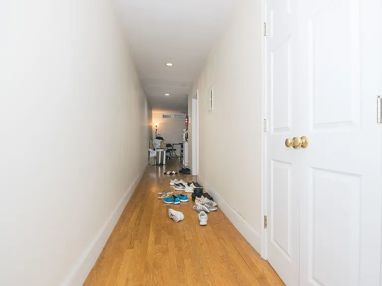 324 Saint Paul St #6 — Photo 3
