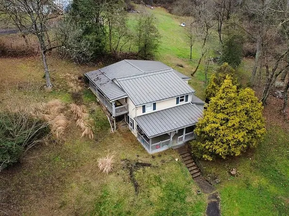291 Thorn Stop Cir, Clarksburg, WV 26301