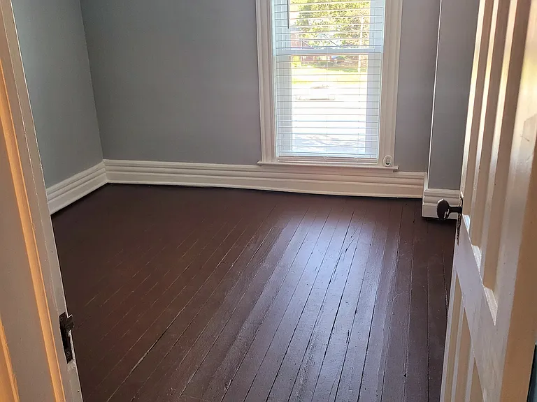 5 Powell Ave — Photo 30