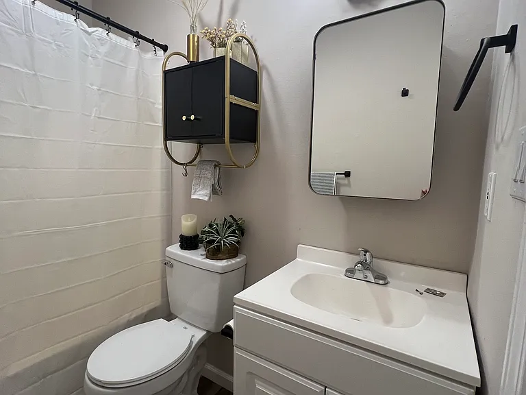 330 Codell Dr #7-8 — Photo 2