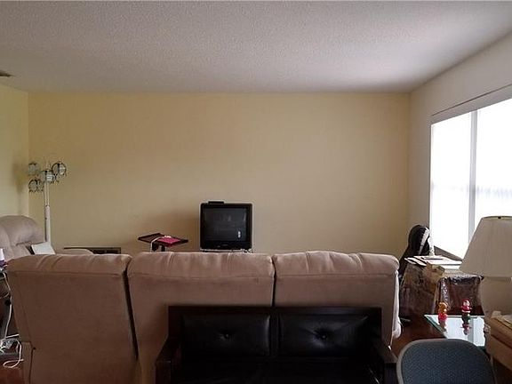 4th image of 1528 San Christopher Dr