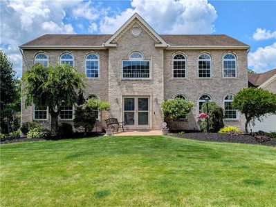 570 Peregrine Dr, North Huntingdon, PA, 15642