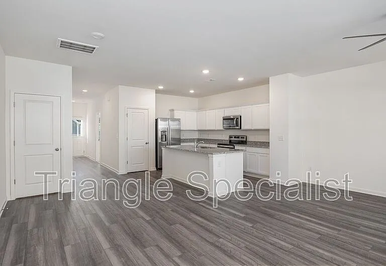 1876 Knights Crest Way — Photo 9