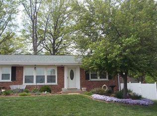 10140 Harwich Dr, Saint Louis, MO