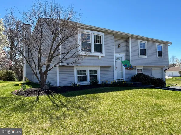 5566 Banbridge Dr, Harrisburg, PA 17112