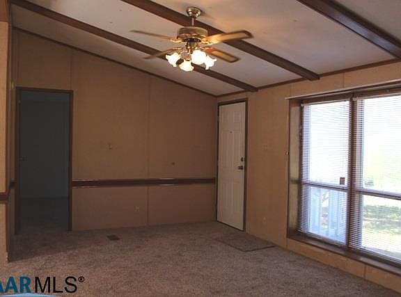 4th image of 195 Dogwood Hts