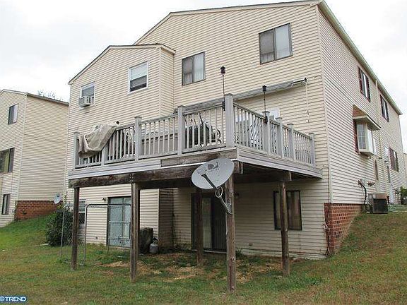 5th image of 1534 Marcy Pl #B