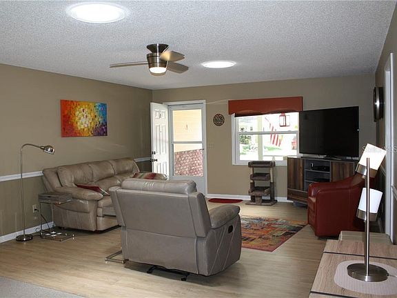 4th image of 8830 SW 94th St Unit A