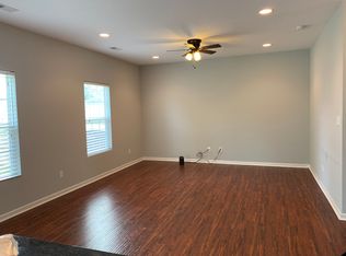 3140 Hyde Cir, Norfolk, VA 23513