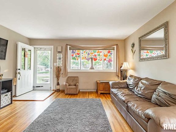 5th image of 2211 W Taholah Ct