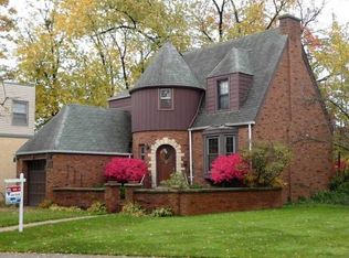 513 Berkeley Rd, Riverside, IL 60546