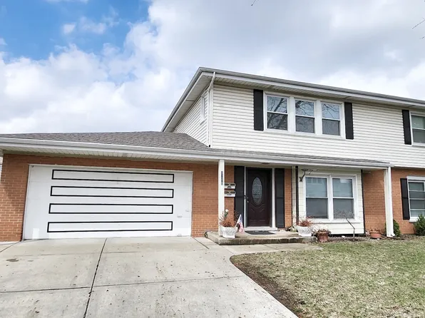 9240 N Courtland Dr #3, Niles, IL 60714