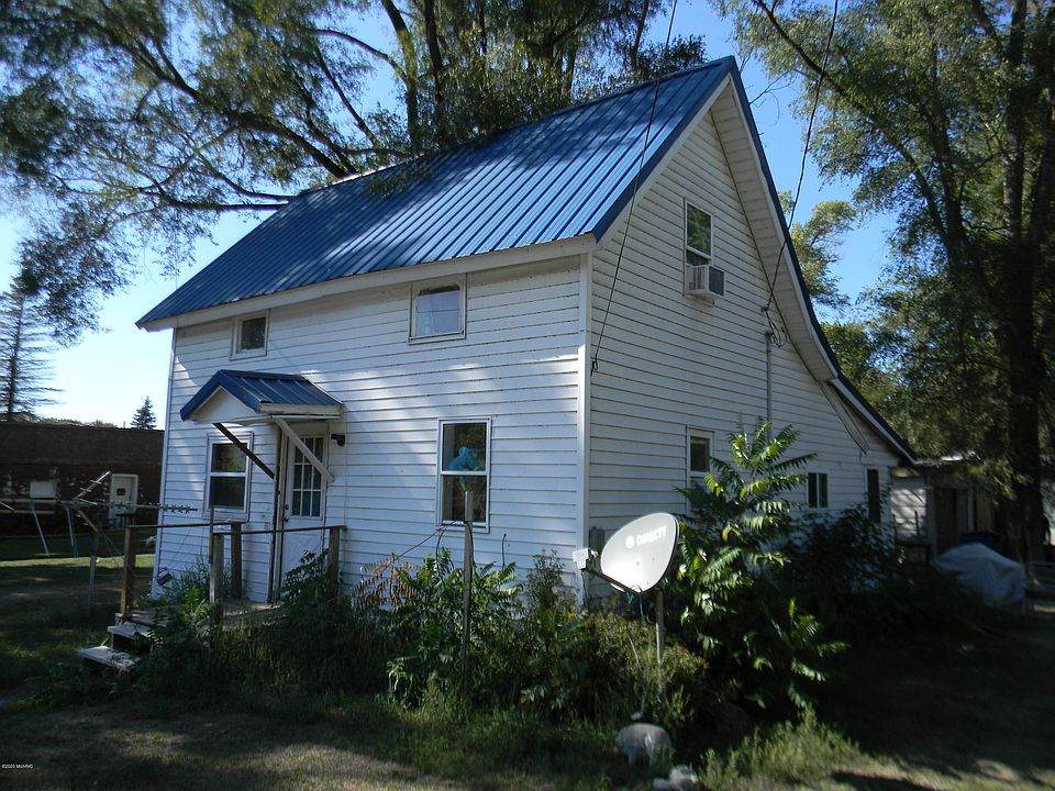 1st image of 933 Marion Ave
