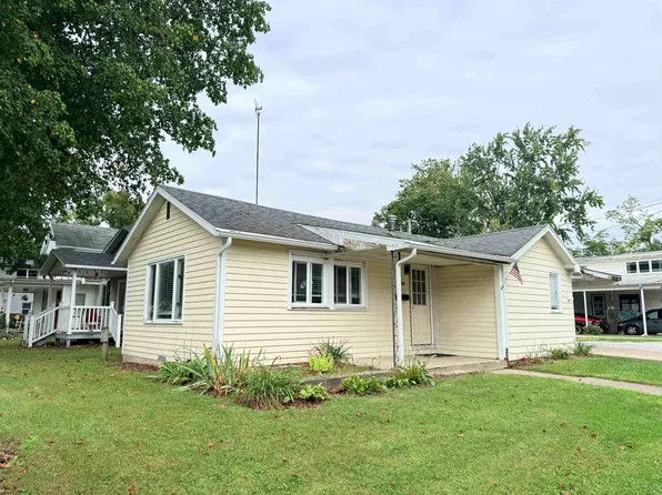 1308 Poplar St, Winona Lake, IN 46590