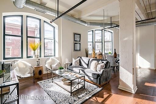 2nd image of 1642 Fairmount Ave APT 4C