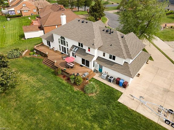4th image of 3721 Sandpiper Ln
