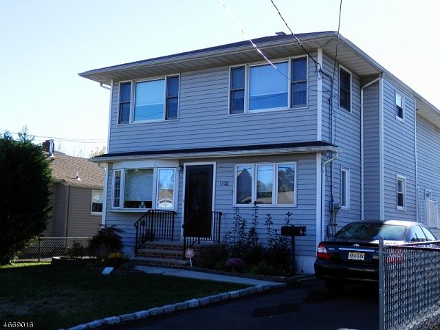 2nd image of 1322 Emma Pl
