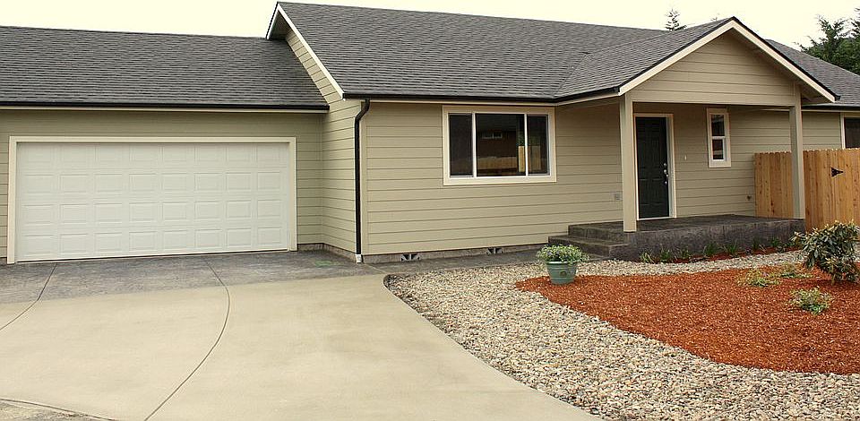 Full Concrete Drive & Walk