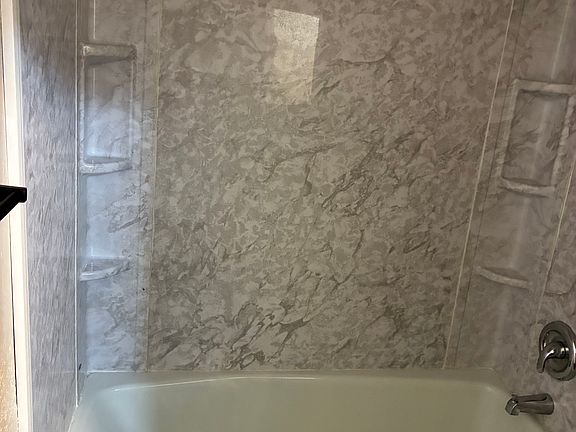 5th image of 204 Brian Rd