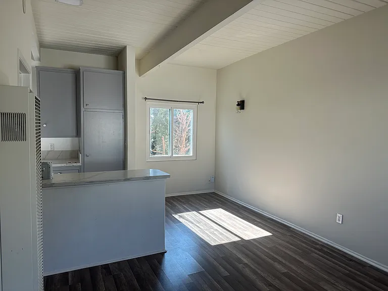 1616 E Sycamore Ave #12 — Photo 5