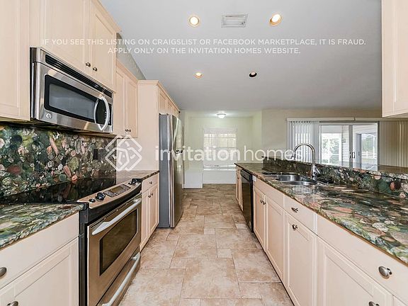 5th image of 13515 3rd Ave NE