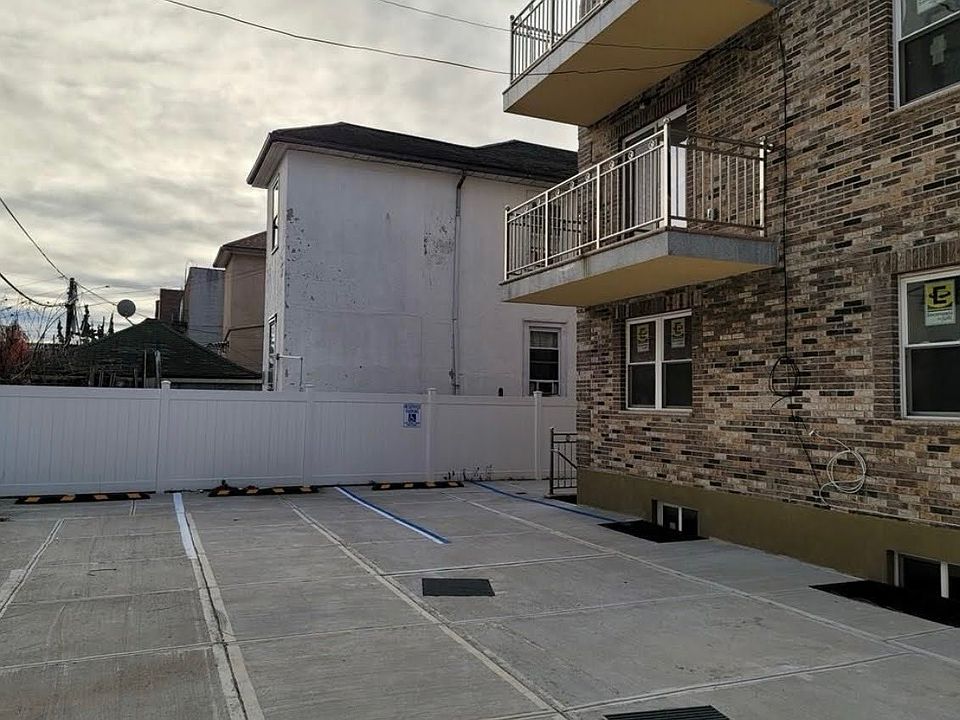 1st image of 1-55 Meadow Ln