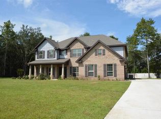 5400 Heatherton Rd, Milton, FL 32570