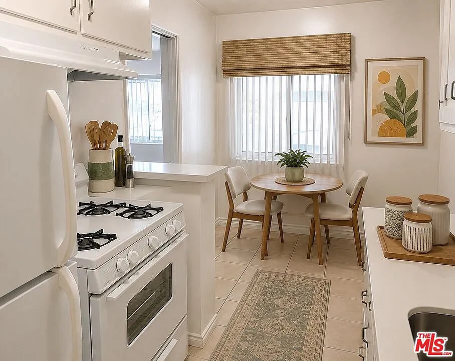 Studio, 1.0 bath, $1,395 — Photo 4