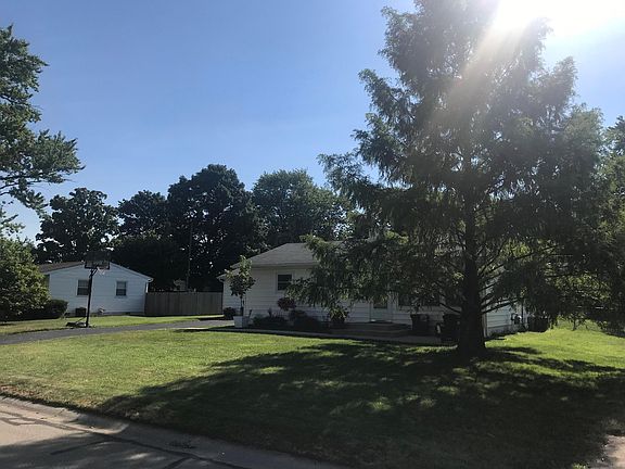 3rd image of 147 Buerger St