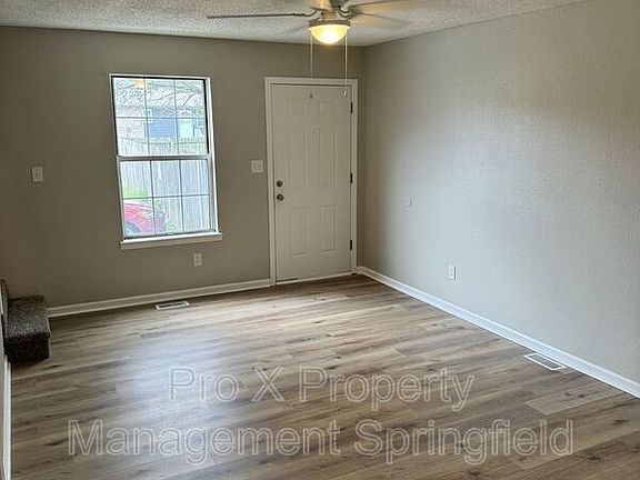 3rd image of 214 W Madison St APT E