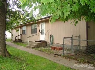 1027 E Blaine St, Springfield, MO 65803