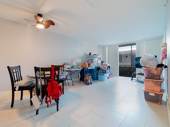 2nd image of 4501 NE 21st Ave APT 112