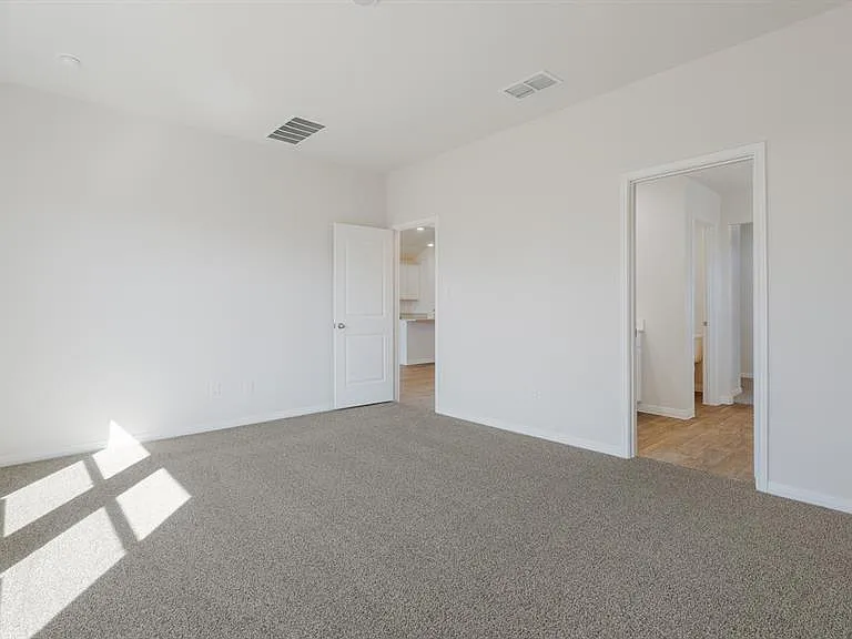 14021 Feinstein St — Photo 15