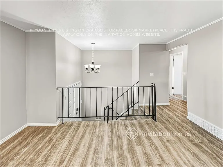 2611 W Castle Oaks Cir — Photo 6