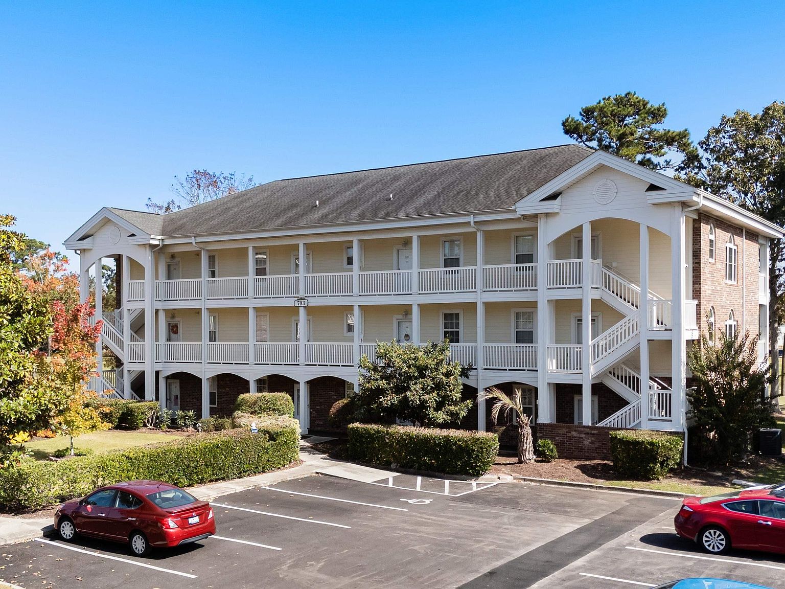 703 Riverwalk Dr. #303