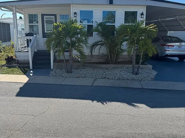 9132 48th Ter N, Saint Petersburg, FL 33708