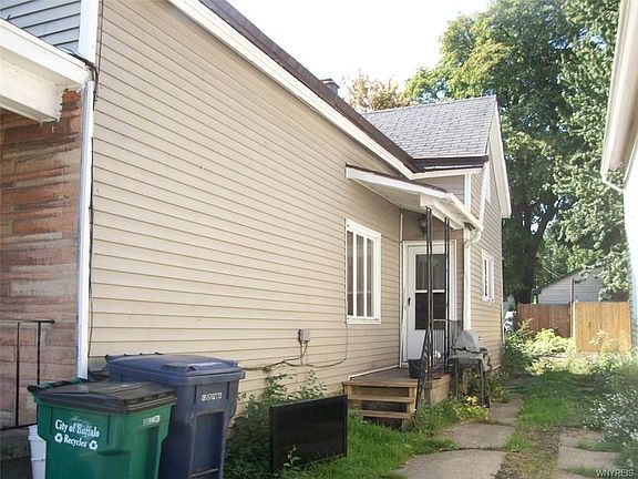 3rd image of 94 Gorton St