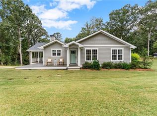 5545 Millwood Rd, Cumming, GA 30041