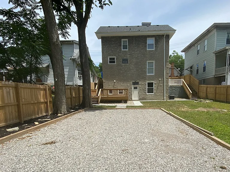 3467 Vine St — Photo 25