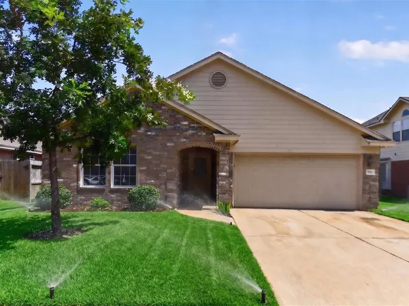 606 27th Ave N, Texas City, TX 77590