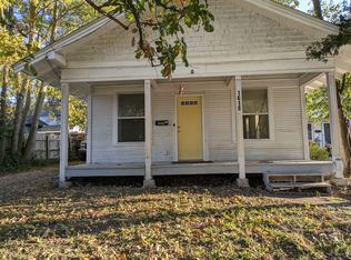 1618 Paris Rd, Columbia, MO 65201