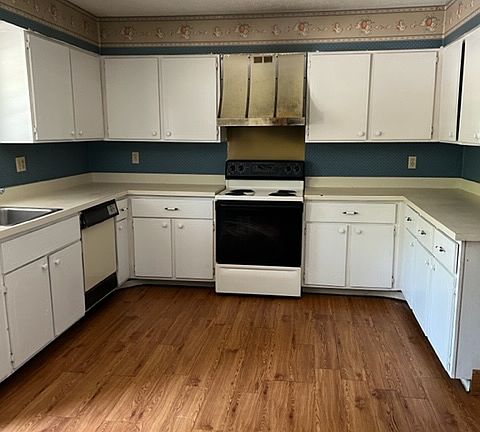 3rd image of 3254 Colony Ln Unit 1-2B