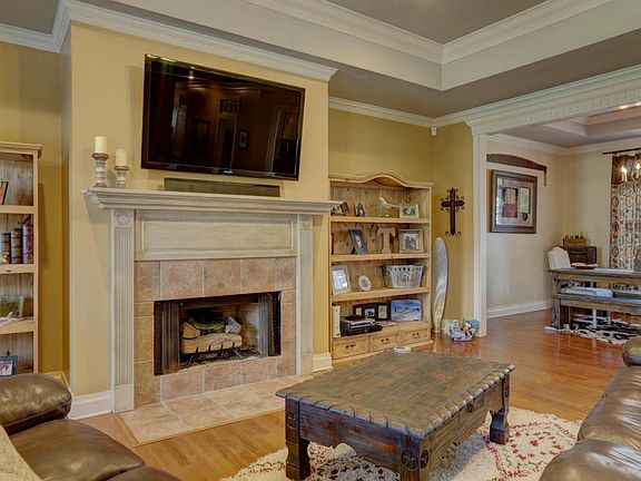 5th image of 125 Briarmeadow Dr